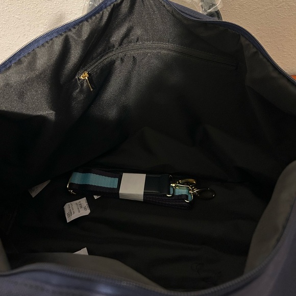 Johnnie Walker Whisky Blue Label Duffle Bag NEW. Condition is New. - Picture 10 of 10